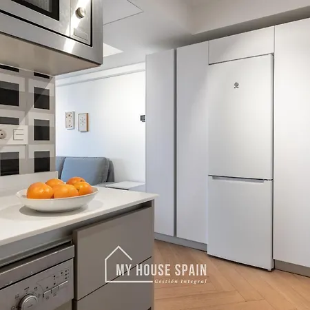 Myhousespain - Primera Linea De Playa Con Parking Gijon
