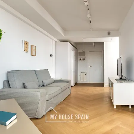 Myhousespain - Primera Linea De Playa Con Parking Gijon