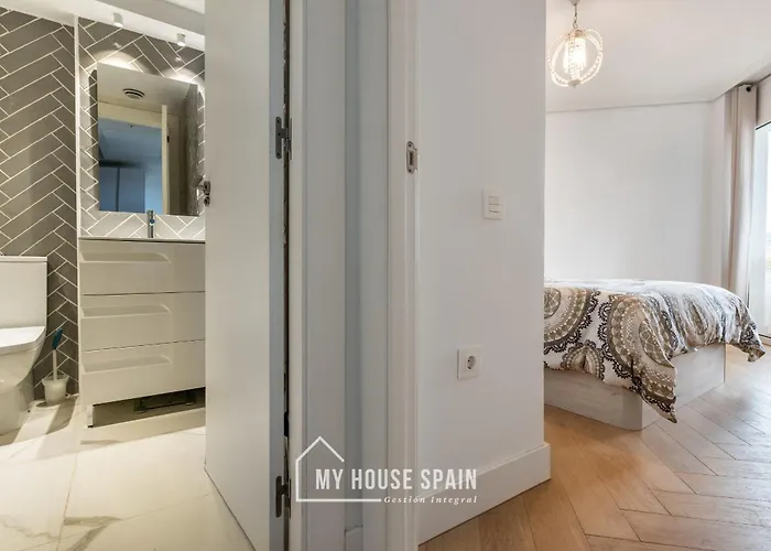 דירה Myhousespain - Primera Linea De Playa Con Parking גיחון