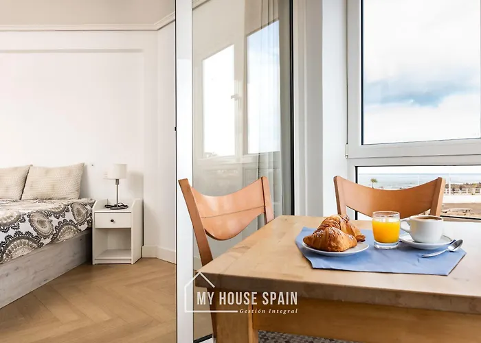 Myhousespain - Primera Linea De Playa Con Parking גיחון