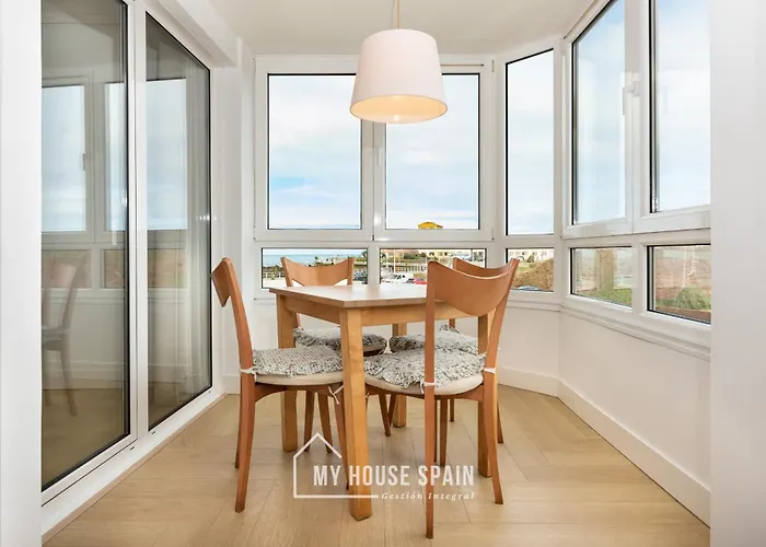 Myhousespain - Primera Linea De Playa Con Parking גיחון