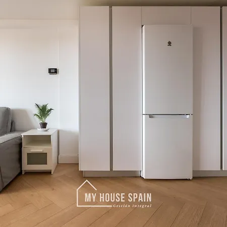 Апартаменты Myhousespain - Primera Linea De Playa Con Parking Хихон