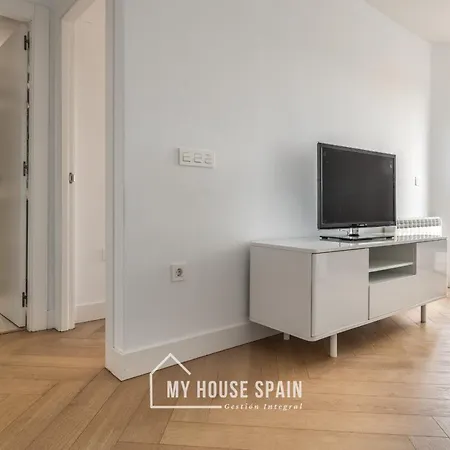 Myhousespain - Primera Linea De Playa Gijon